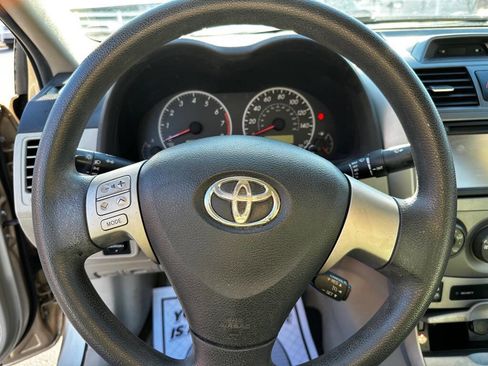 Used 2013 Toyota Corolla image 14