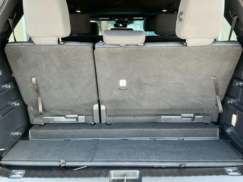 Used 2025 Toyota Sequoia SR5 AWD/4WD image 17