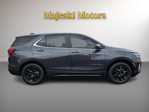 Used 2022 Chevrolet Equinox LT image 8