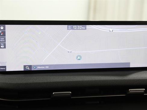 Certified 2022 Genesis GV70 2.5T image 10