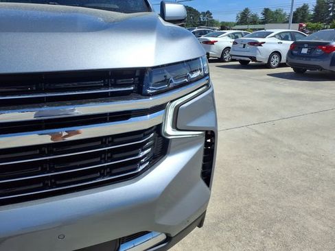 Used 2023 Chevrolet Tahoe LT w/ LT Signature Plus Package RWD image 17