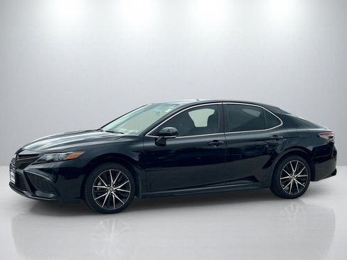 Certified 2024 Toyota Camry SE FWD image 8