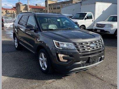 Used 2016 Ford Explorer XLT w/ Equipment Group 202A