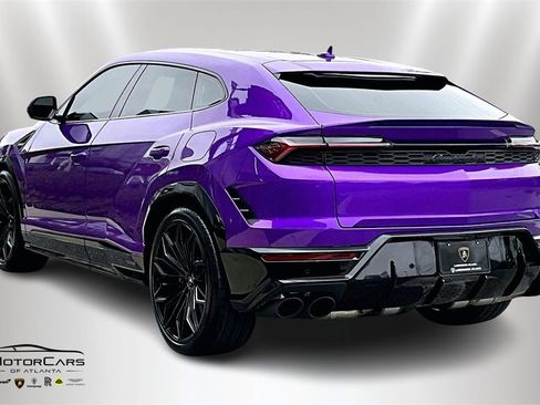 Used 2025 Lamborghini Urus SE image 11