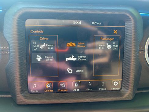 Used 2020 Jeep Gladiator Overland image 21