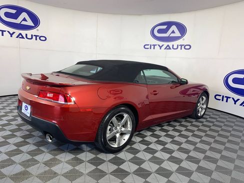 Used 2015 Chevrolet Camaro LT RWD image 3