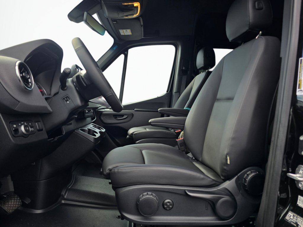 New 2026 Mercedes-Benz Sprinter 2500 image 11