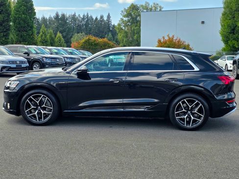 Used 2019 Audi e-tron Premium Plus AWD/4WD image 8