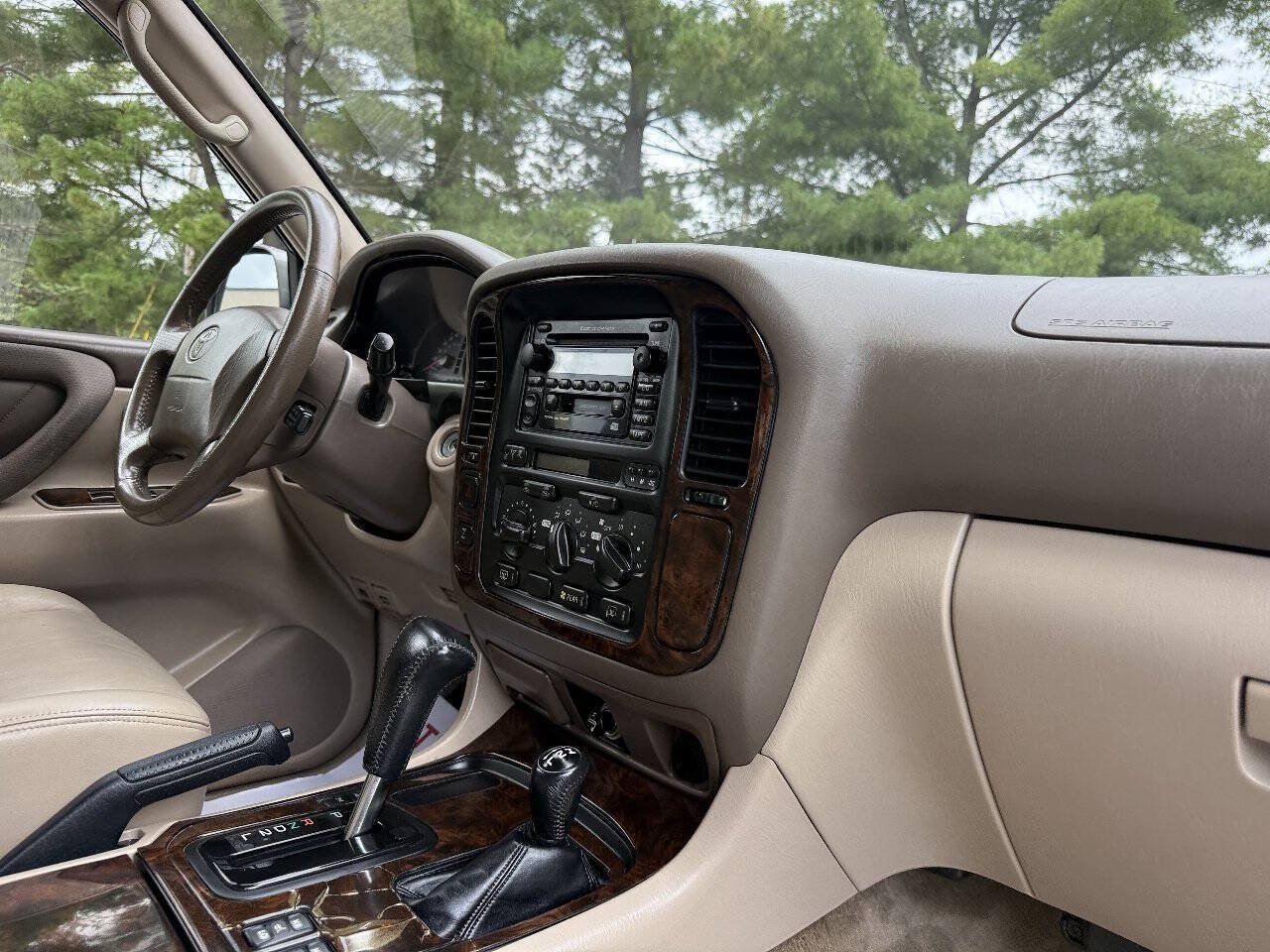 Used 2000 Toyota Land Cruiser AWD/4WD image 94