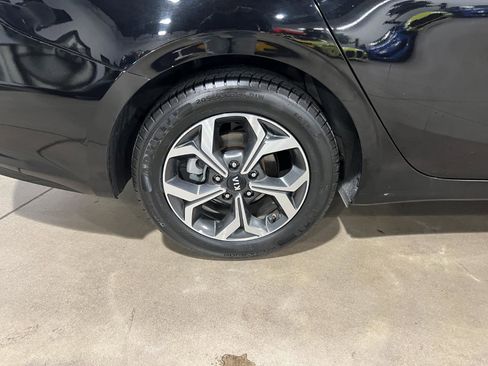 Used 2021 Kia Forte LXS image 37