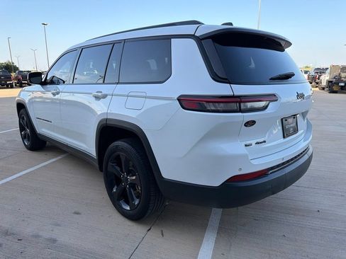 Used 2021 Jeep Grand Cherokee L Laredo AWD/4WD image 5