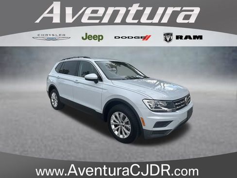 Used 2019 Volkswagen Tiguan SE AWD/4WD image 1