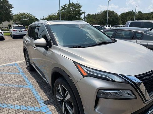 Used 2023 Nissan Rogue Platinum w/ Platinum Premium Package AWD/4WD image 10