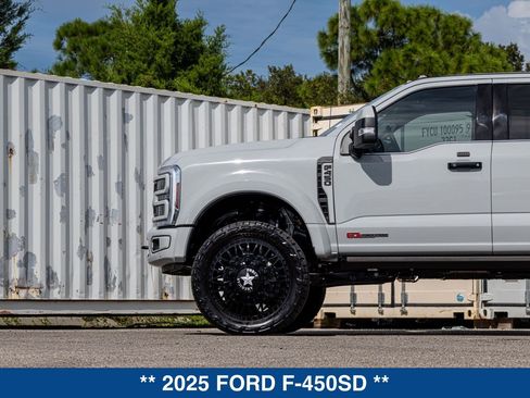 Used 2025 Ford F450 Platinum w/ Platinum Plus Package AWD/4WD image 39