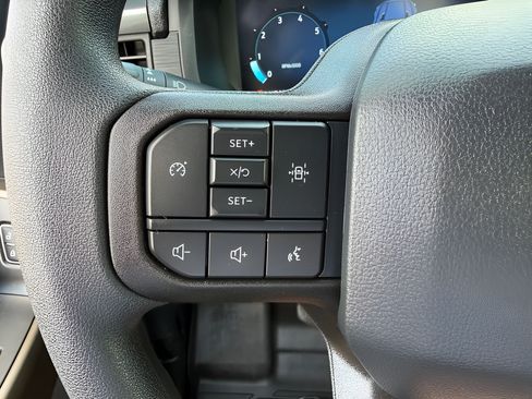 Used 2025 Ford F150 STX w/ Equipment Group 201A FX4 AWD/4WD image 14
