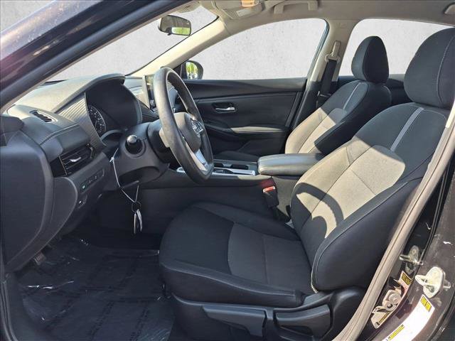 Used 2025 Nissan Sentra SV FWD image 15
