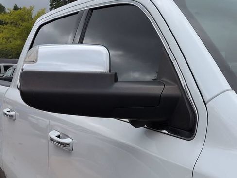 Used 2022 RAM 1500 Limited AWD/4WD image 10
