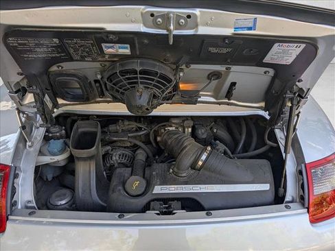 Used 2005 Porsche 911 Carrera image 20