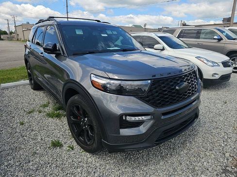 Used 2023 Ford Explorer ST w/ ST Street Pack AWD/4WD image 6