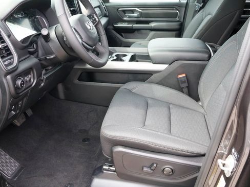 New 2026 RAM 1500 Big Horn AWD/4WD image 4