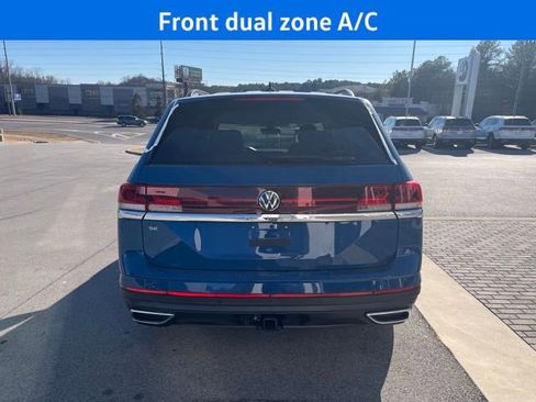 New 2025 Volkswagen Atlas SE FWD image 4