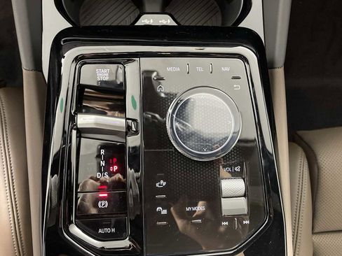 New 2026 BMW 530i xDrive w/ Premium Package image 17