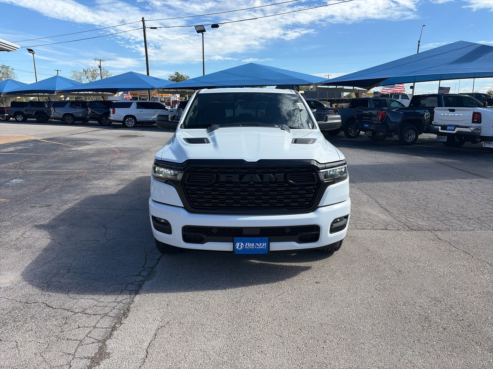 New 2027 RAM 1500 Express AWD/4WD image 2