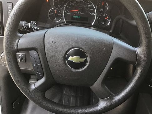 Used 2025 Chevrolet Express 2500 w/ Driver Convenience Package RWD image 10