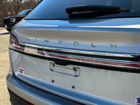 Used 2022 Lincoln Nautilus Reserve w/ Equipment Group 201A AWD/4WD image 19