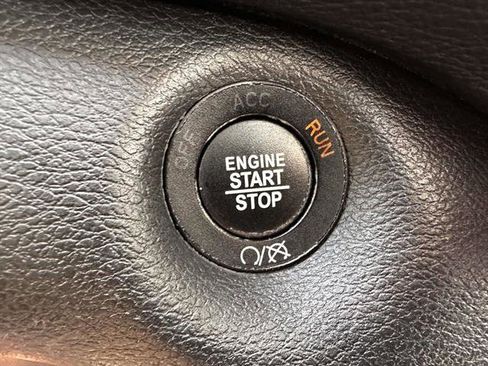 Used 2021 Jeep Cherokee High Altitude image 18