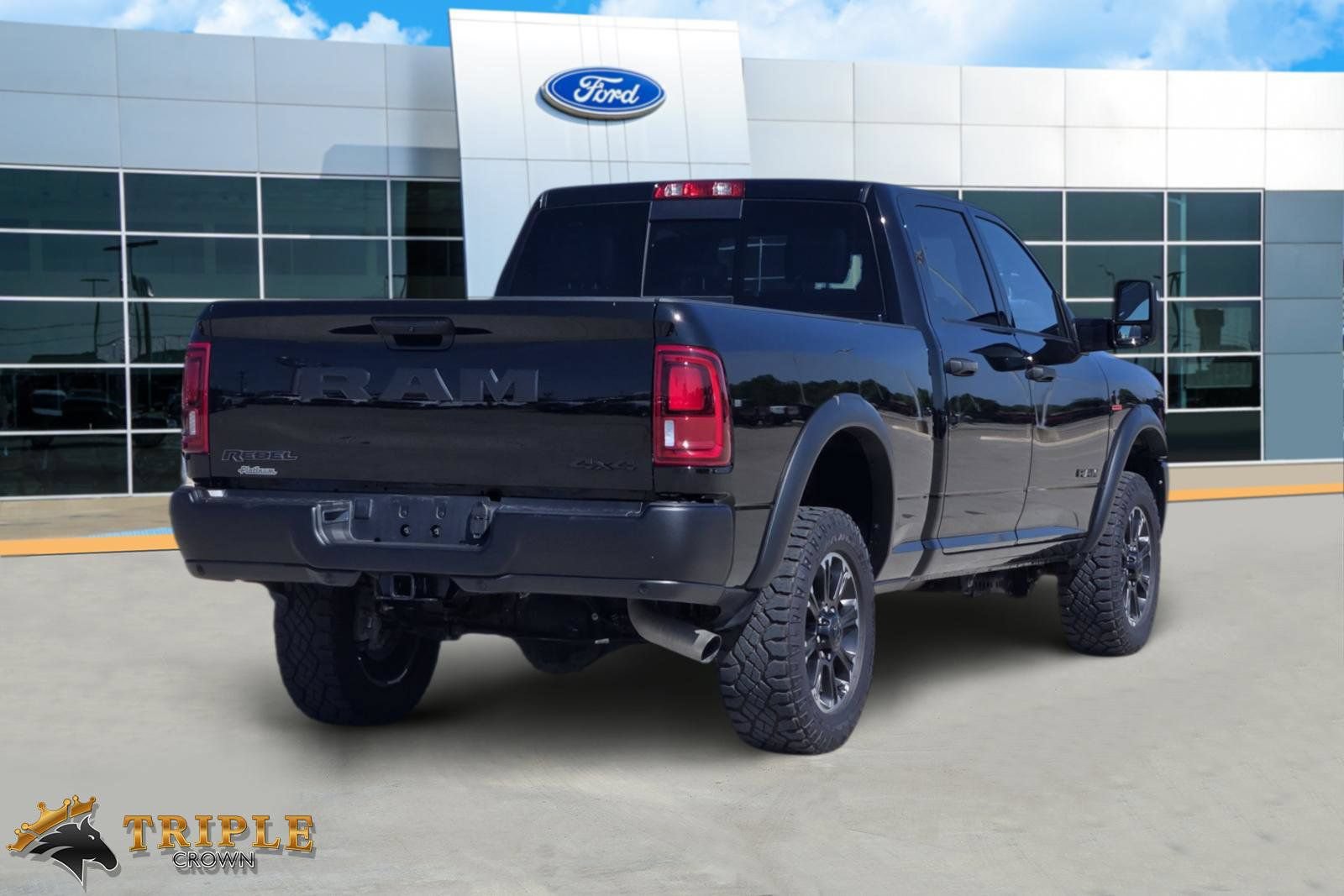 Used 2026 RAM 2500 Rebel AWD/4WD image 5