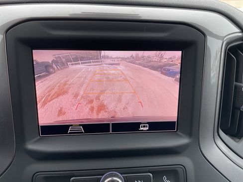 Used 2023 Chevrolet Silverado 1500 Custom image 8