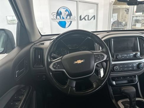 Used 2015 Chevrolet Colorado LT w/ LT Convenience Package AWD/4WD image 13