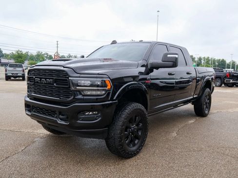 Used 2024 RAM 2500 Limited AWD/4WD image 33