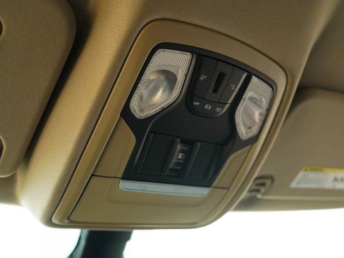 Used 2020 RAM 1500 Big Horn AWD/4WD image 12