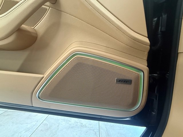 Used 2023 Porsche Panamera image 21