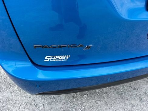 New 2026 Chrysler Pacifica Select w/ S Appearance Package AWD/4WD image 46