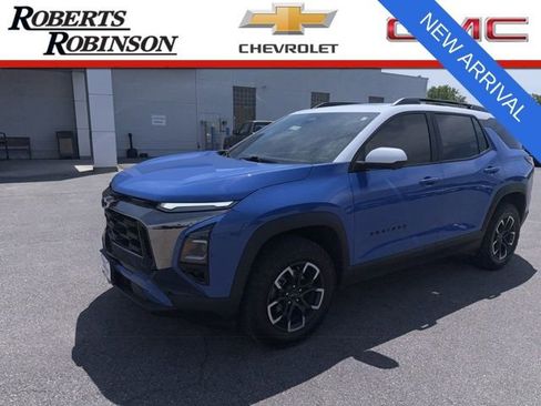 Used 2025 Chevrolet Equinox ACTIV w/ Safety and Technology Package AWD/4WD image 1