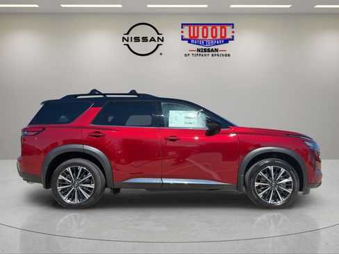 New 2026 Nissan Pathfinder Platinum w/ Cargo Package AWD/4WD image 2