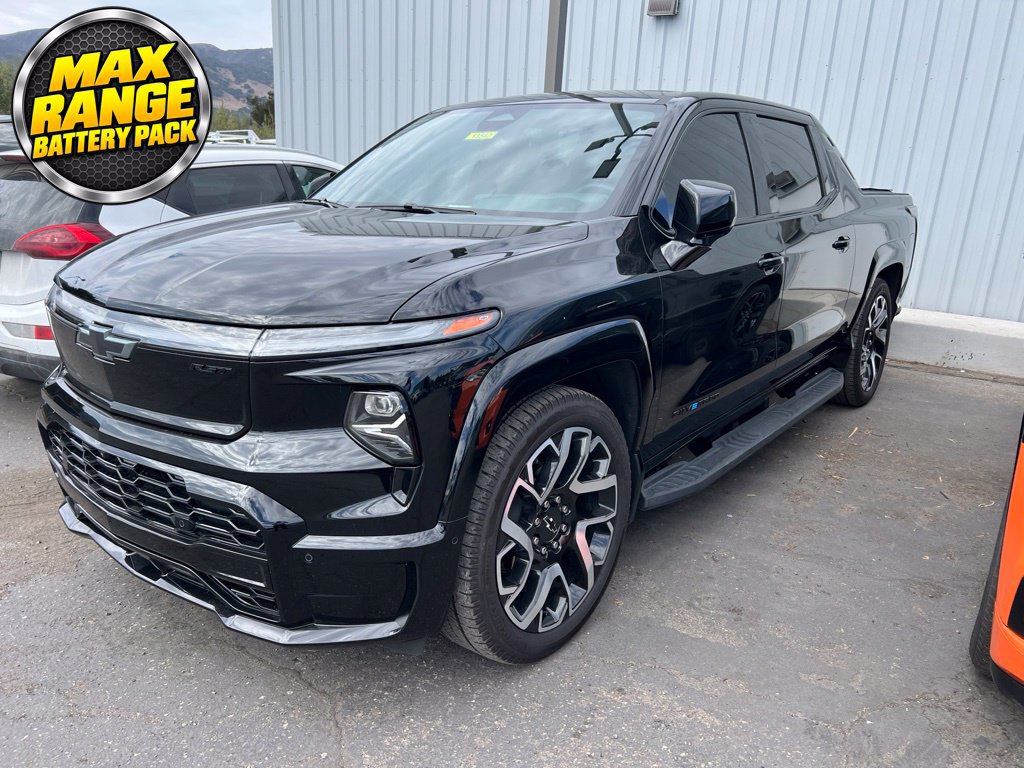 Used 2024 Chevrolet Silverado EV RST AWD/4WD image 1