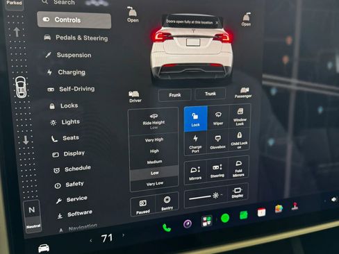 Used 2023 Tesla Model X AWD/4WD image 34