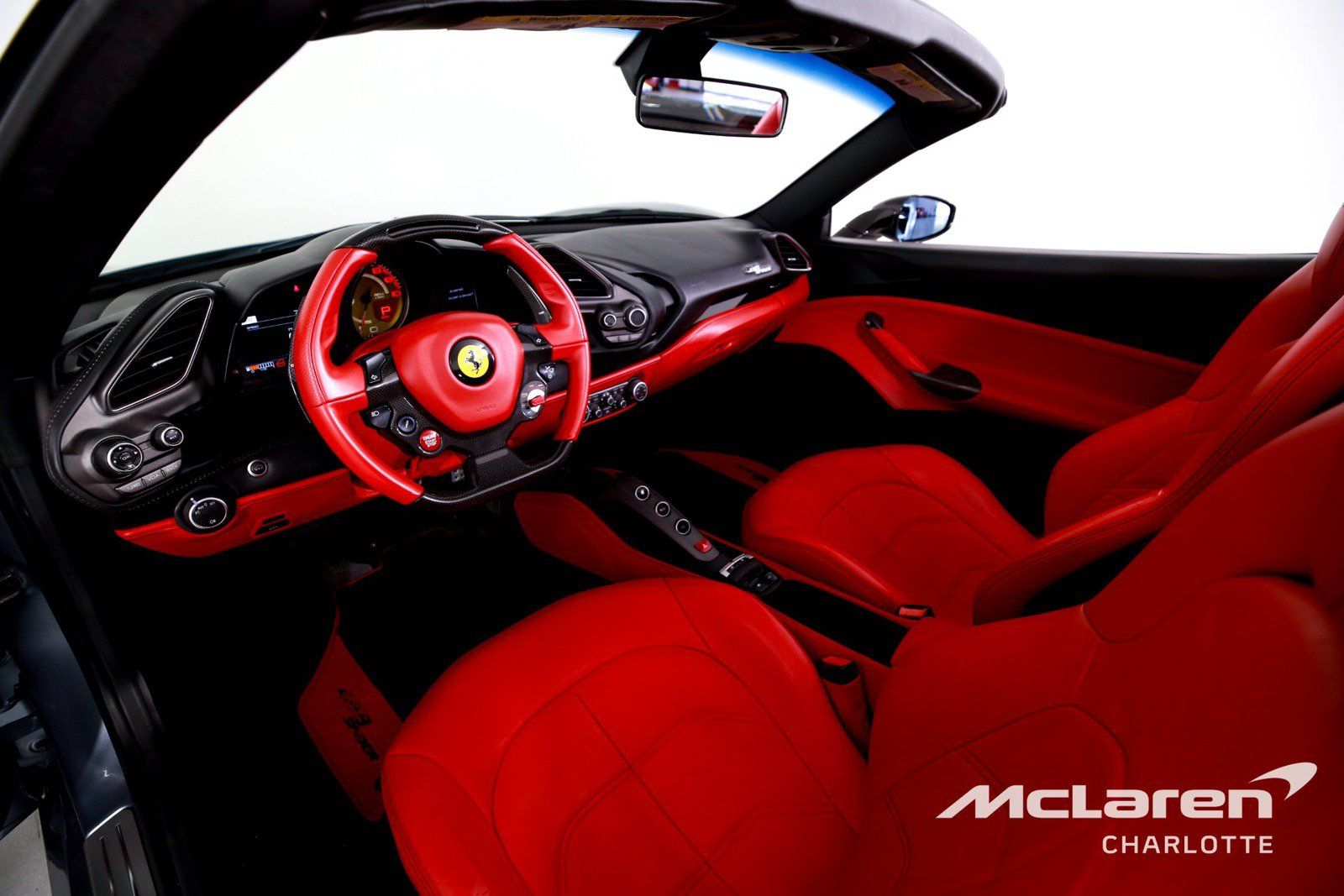 Used 2019 Ferrari 488 Spider RWD image 12