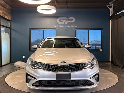 Used 2020 Kia Optima LX FWD image 8