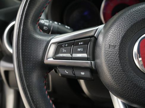 Used 2017 FIAT 124 Spider Abarth image 47