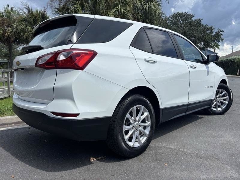 Used 2020 Chevrolet Equinox LS w/ LS Convenience Package FWD image 14