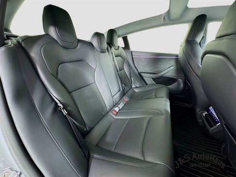 Used 2025 Tesla Model 3 Long Range image 34