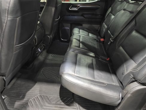 Used 2023 Chevrolet Silverado 1500 LT image 14