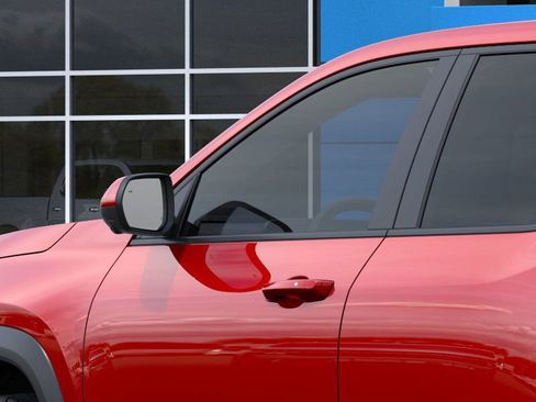 New 2026 Chevrolet Equinox LT w/ Safety and Technology Package image 13