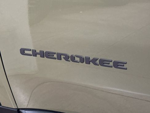 New 2026 Jeep Cherokee Overland w/ Advanced Pro Tech Group AWD/4WD image 26