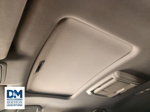 Used 2018 Honda Pilot Touring image 33